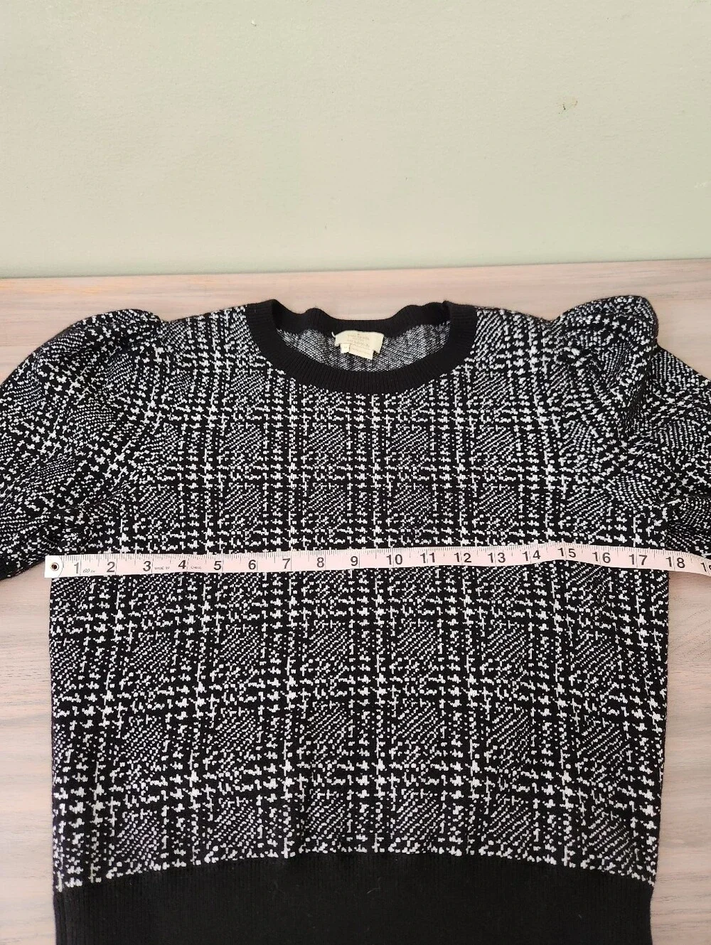 Kate Spade Black & White Plaid Puff Short Sleeve Wool Blend Sweater Sz Medium